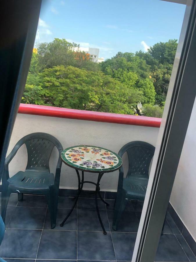 Hostel Quetzal Канкун Екстериор снимка