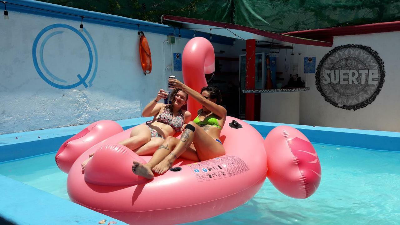 Hostel Quetzal Канкун Екстериор снимка